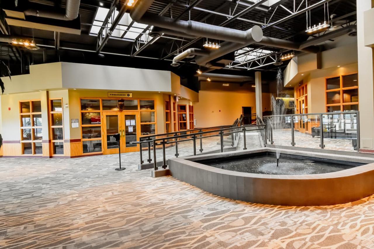 Canad Inns Destination Centre Windsor Park Winnipeg Eksteriør bilde
